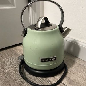 Electric water kettle
